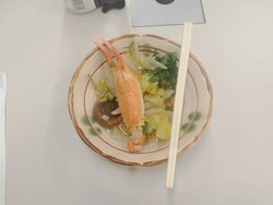 AT_Figure 8 Nabemono with boiled crab these foods were cooked by a laboratory member.jpg